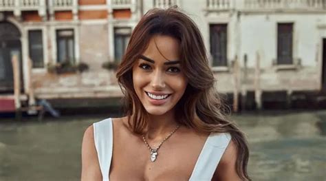 bruna luccas age|Bruna Luccas Wiki, Biography, Age, Ethnicity, Career,。